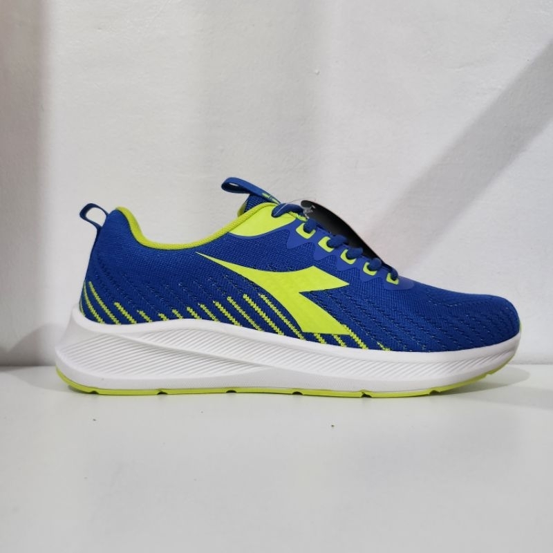 Diadora Sneakers Running Blue / Esperto Navy 41 42 43 44 / Ferrrero size 39 40 41 42 43 44 / sepatu 