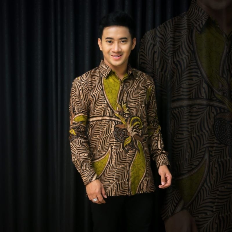 Batik Pria Lengan Panjang Warna Hijau Lemon