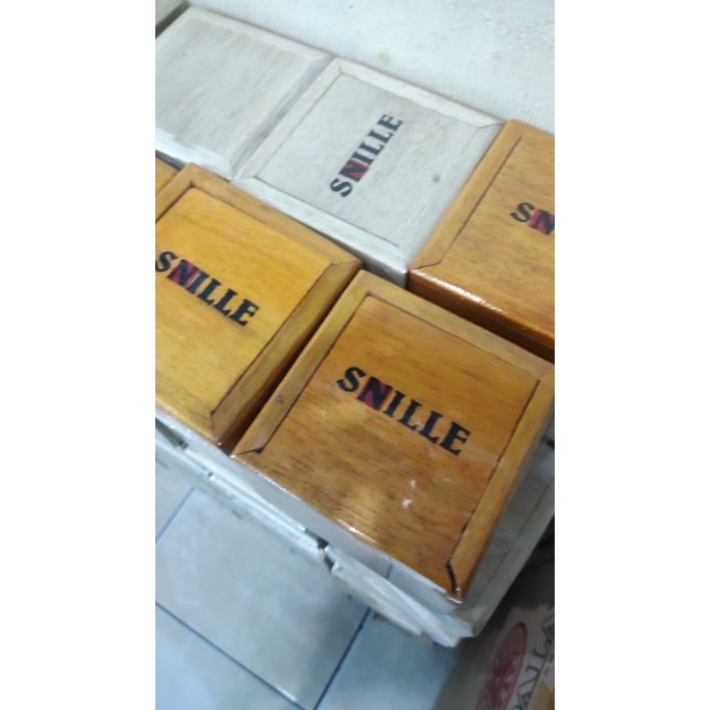 BOX JAM TANGAN SNILLE