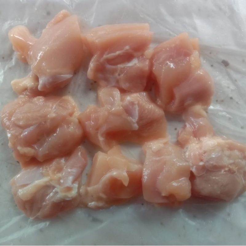 

FILLET PAHA POTONG DADU