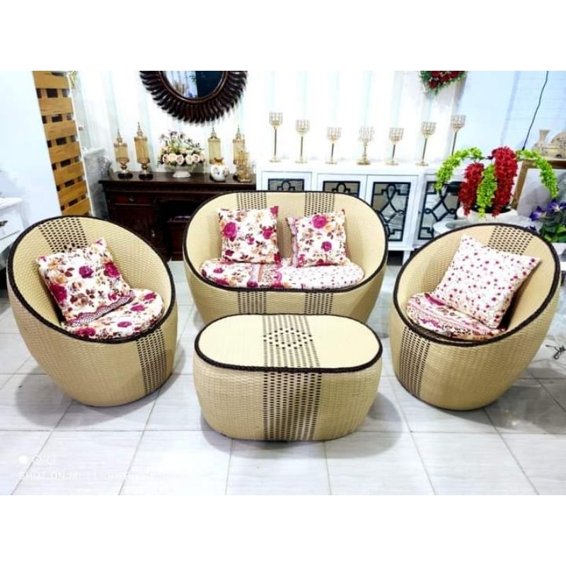 Set Sofa Gentong Rotan Sintetis