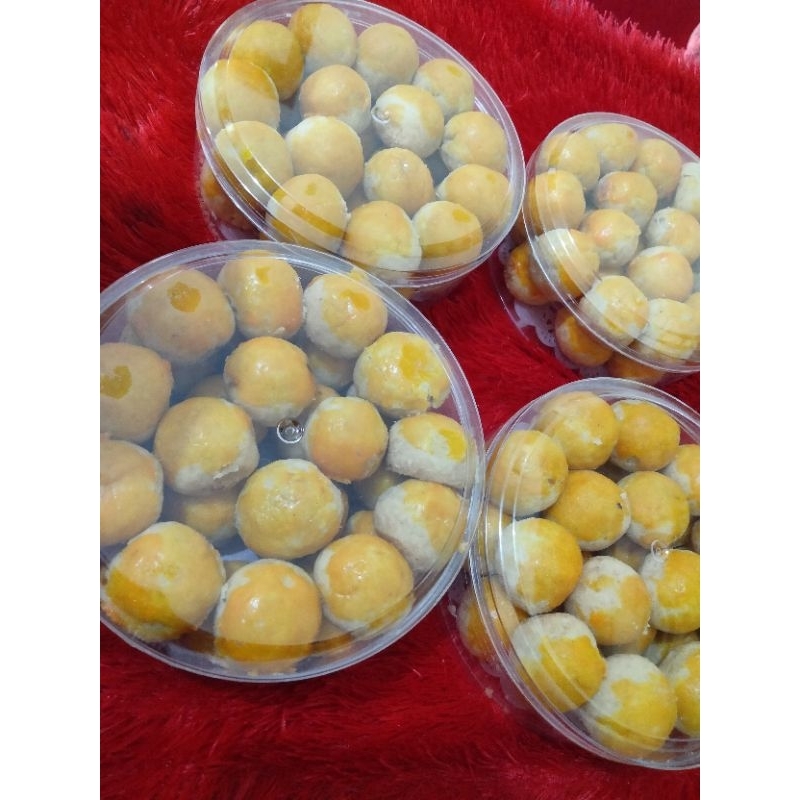 

aneka kue kering nastar kastengel putri salju palm sugar kue kacang lidah kucing hampers lebaran