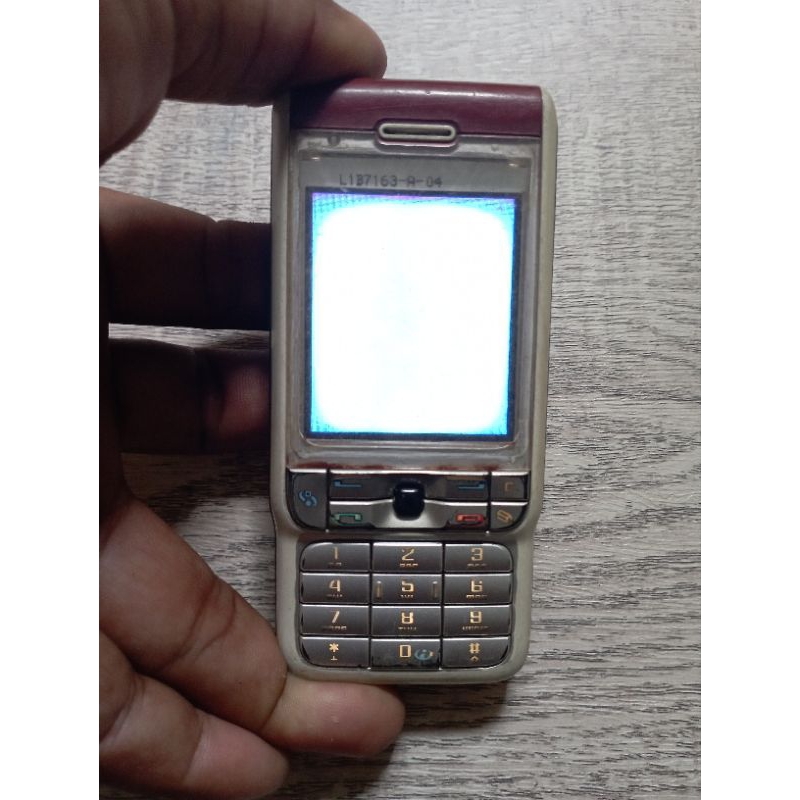 mesin nokia 3230 RM 61 normal lcd garis