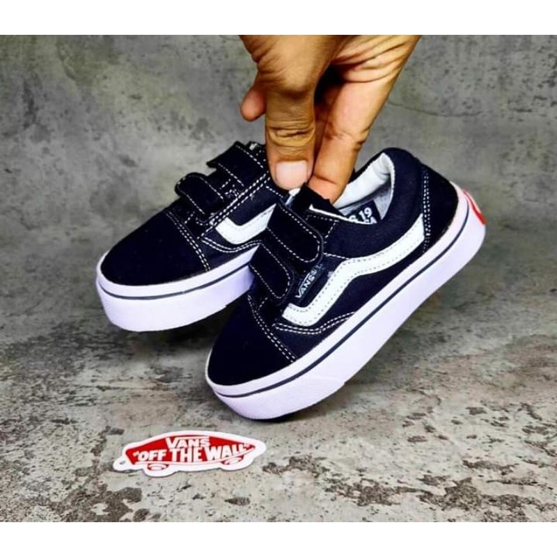 {Premium Quality} SEPATU VANS ANAK SEPATU ANAK LAKI LAKI DAN SEPATU ANAK PEREMPUAN SEPATU SEKOLAH ANAK WARNA HITAM KUALITAS PREMIUM