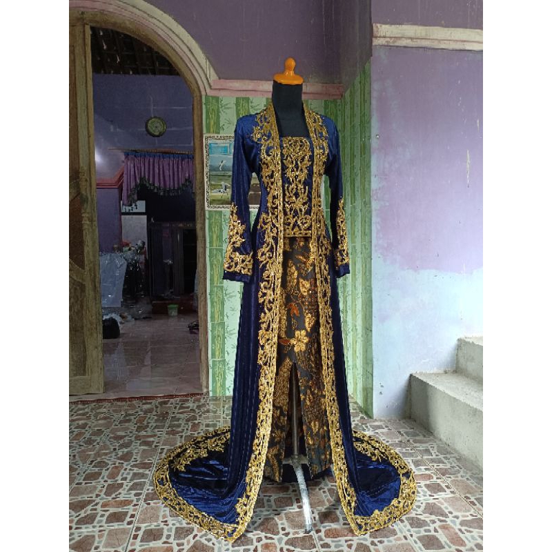 kebaya bludru pengantin navy payet gold/kebaya pengantin payet jepang