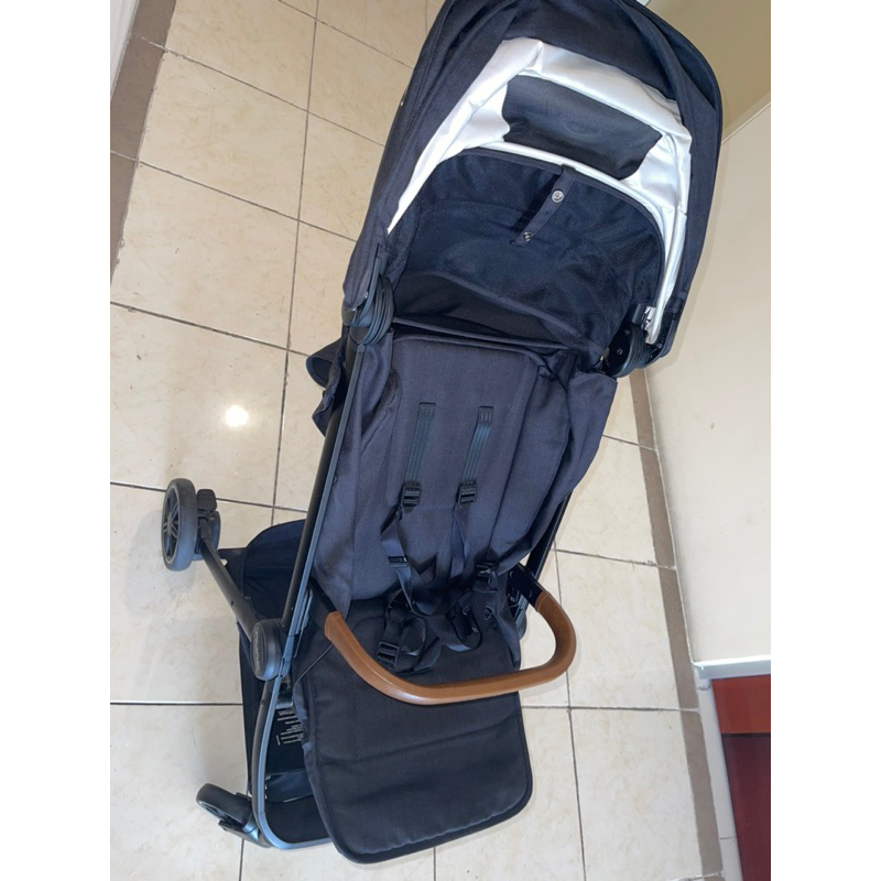 PRELOVED STROLLER NUNA trvl DIJUAL CEPAT