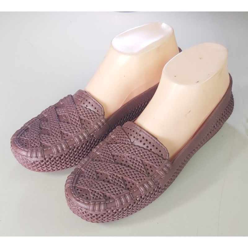 Sepatu Karet Wanita Q-1415 Polos Flat Shoes Empuk Slip On Anti Slip