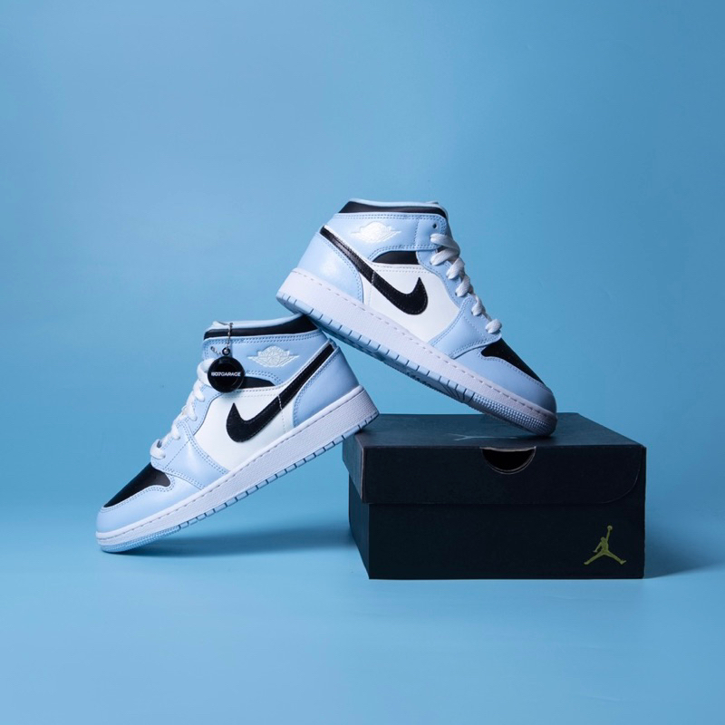 Air Jordan 1 Mid Ice Blue GS Women