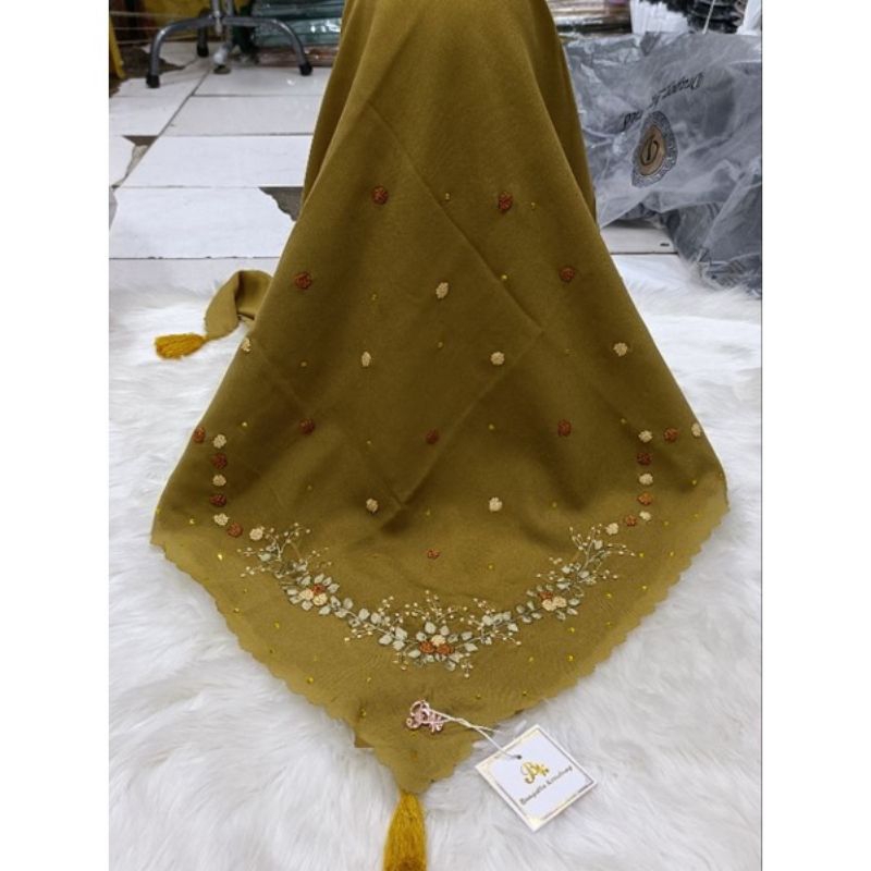 Hijab voal sulam tabur bungatta