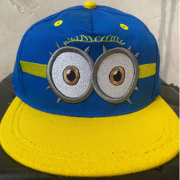 Topi Anak Minion Topi Anak Kaca Mata Usia 2- 8 Tahun