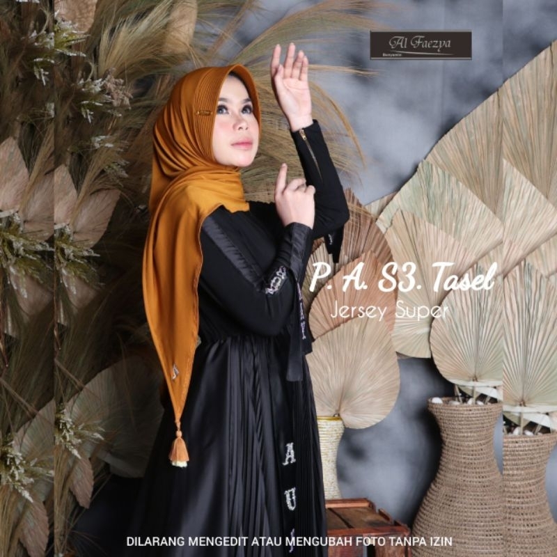 HIJAB INSTAN SEGITIGA PED TASEL ORI BY AL FAEZYA