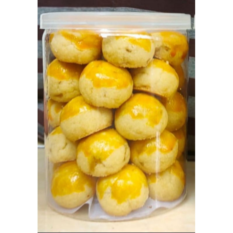 

Nastar Ori Toples Ukuran 500ml berat 400g