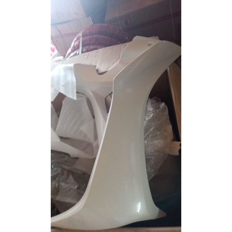 Cover L / Tebeng Kiri supra X helm in 125 64450KYZ900ZA