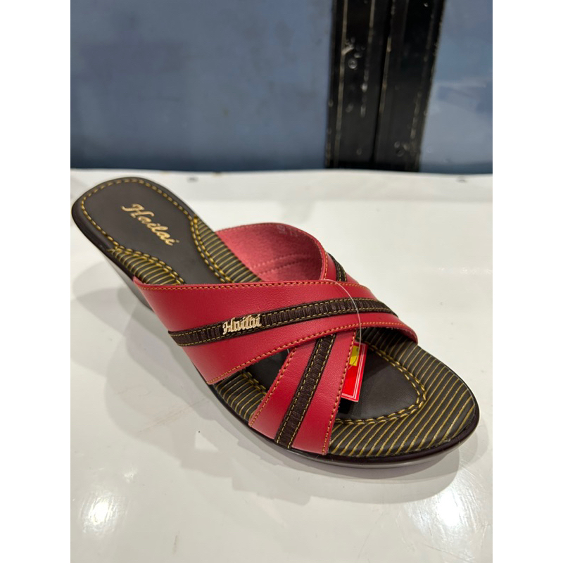 Sandal Wanita Wedges Hailai SR75 Tumit Tahu Slip On