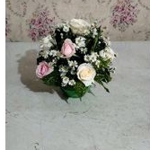 Bunga rangkaian vas kecil bunga mawar asli dan fresh