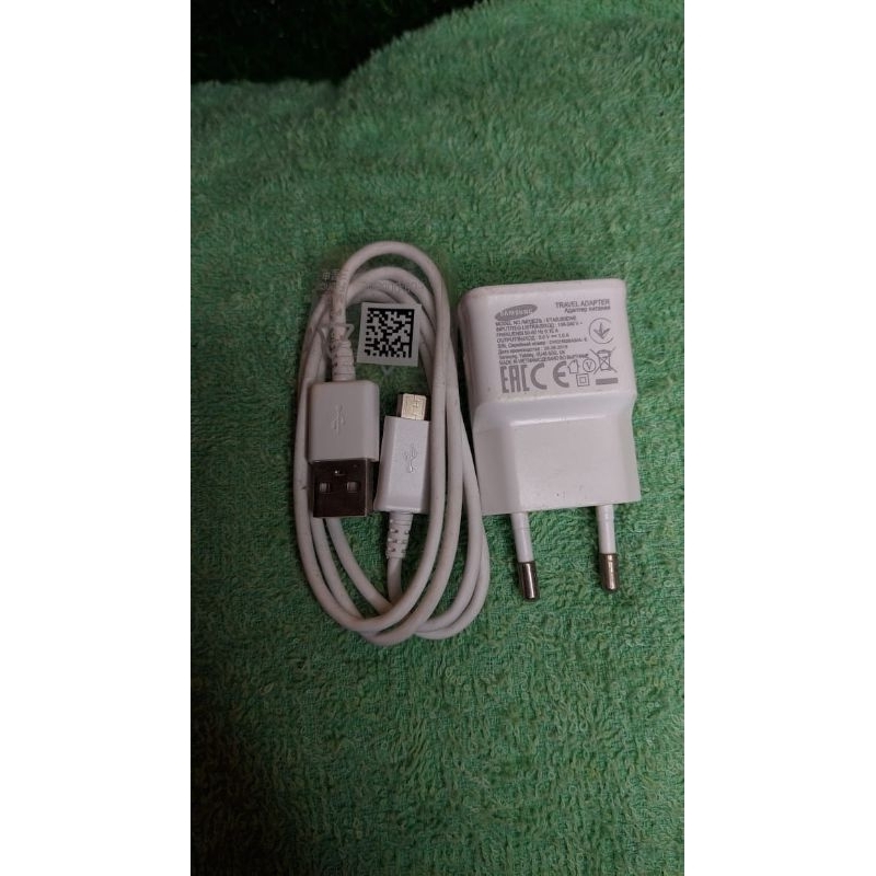 charger original bawaan hp samsung micro 1A.  j7 j5 j6 j2 dll