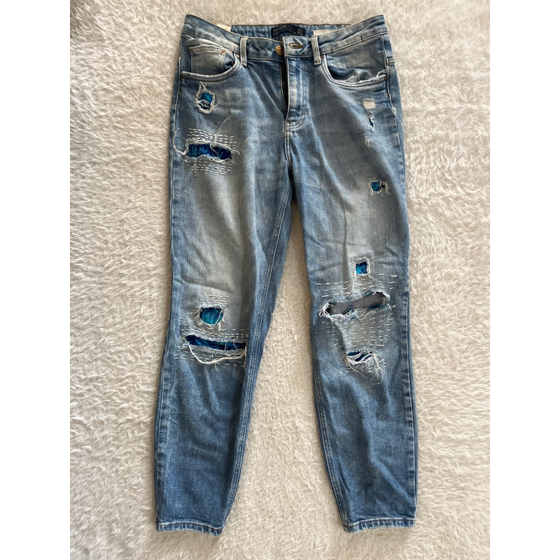 Zara Trafaluc Ripped Jeans Size M Preloved