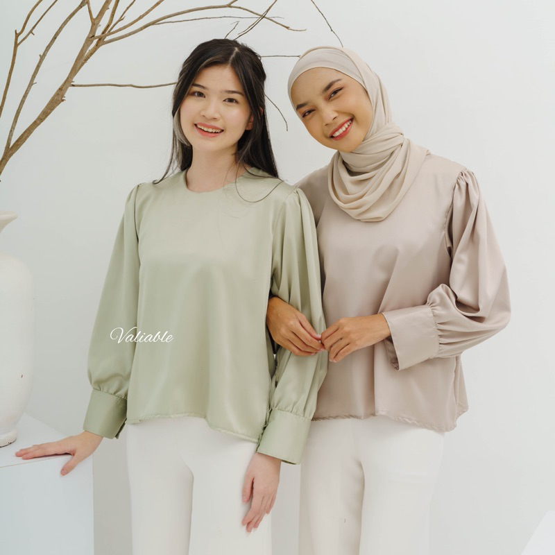 Myesha Satin Blouse Valiable