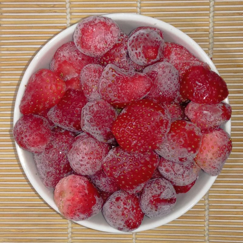 

Stroberi Beku 1Kg Grade A+ Khusus Medan