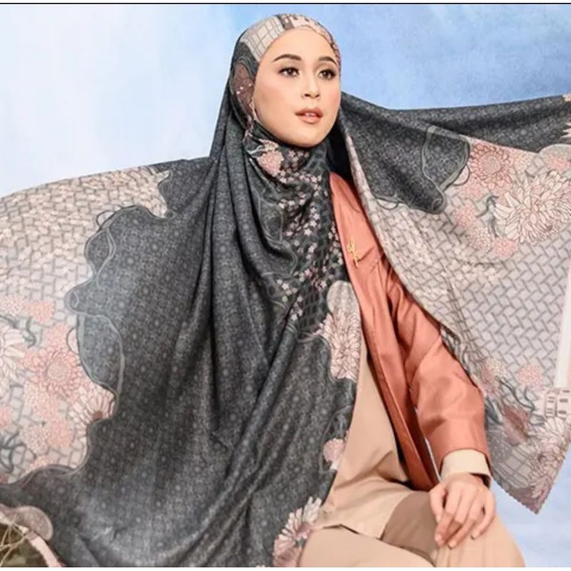 Button scarf by wearing klamby NEW