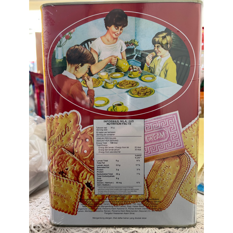 

Biskuit Kaleng Khong Guan Besar