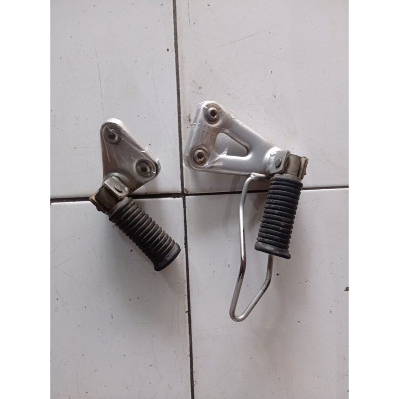 Footstep belakang KLX BF original