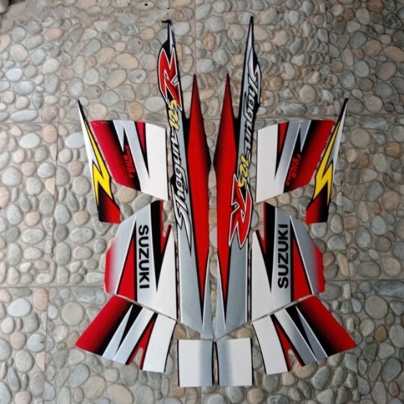 STIKER STRIPING LIS BODY SUZUKI SHOGUN R 125 SHOGUN 125 R 2005 MERAH