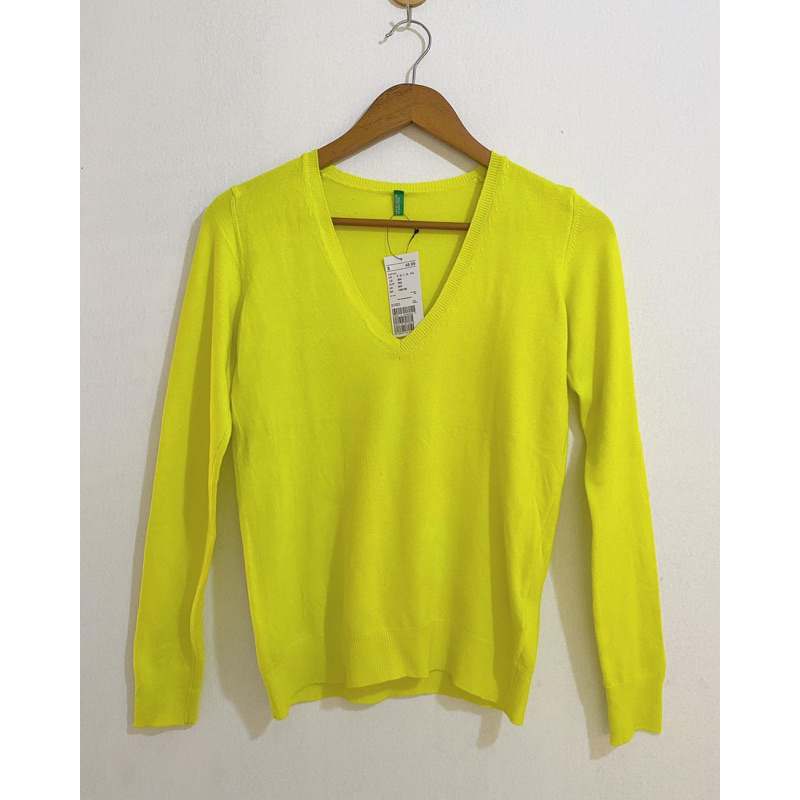 atasan knit by united colors of benetton