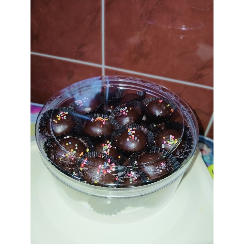 

BOLA BOLA COKLAT HOMEMADE MANTUUULLL 200GR & 450GR