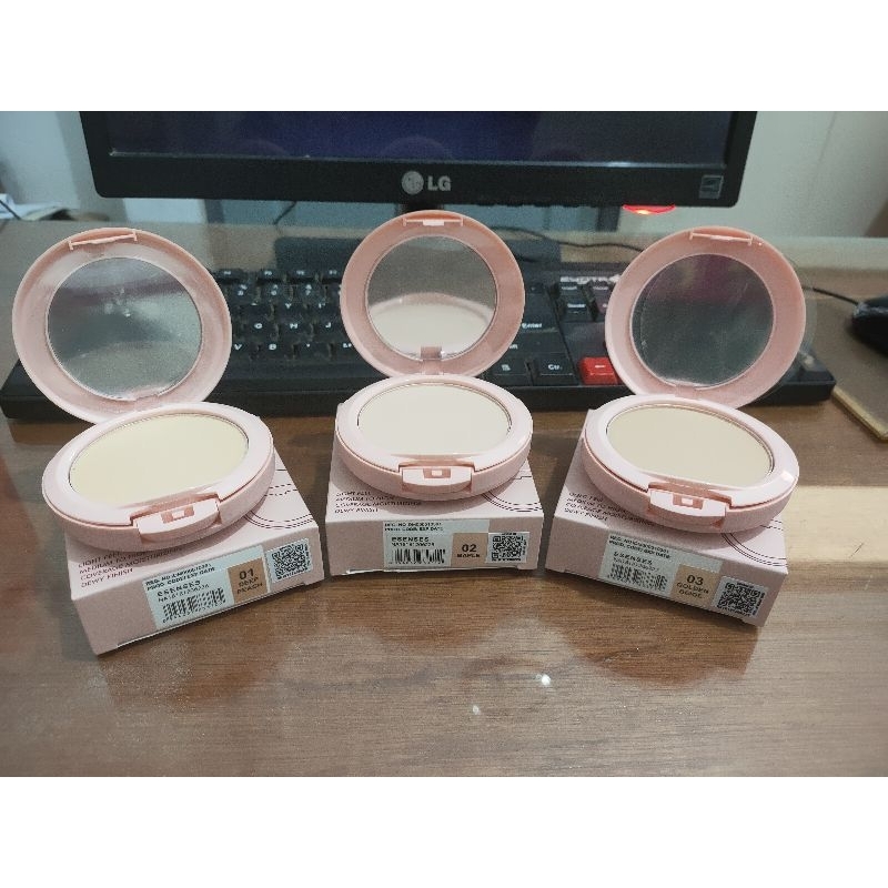 PASTI MURAH - ESENSES TWO WAY CAKE - BEDAK PADAT - TWC