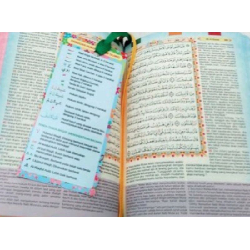 Al Qur'an Halimah Tajwid Dan Terjemah / Alquran Wanita A6