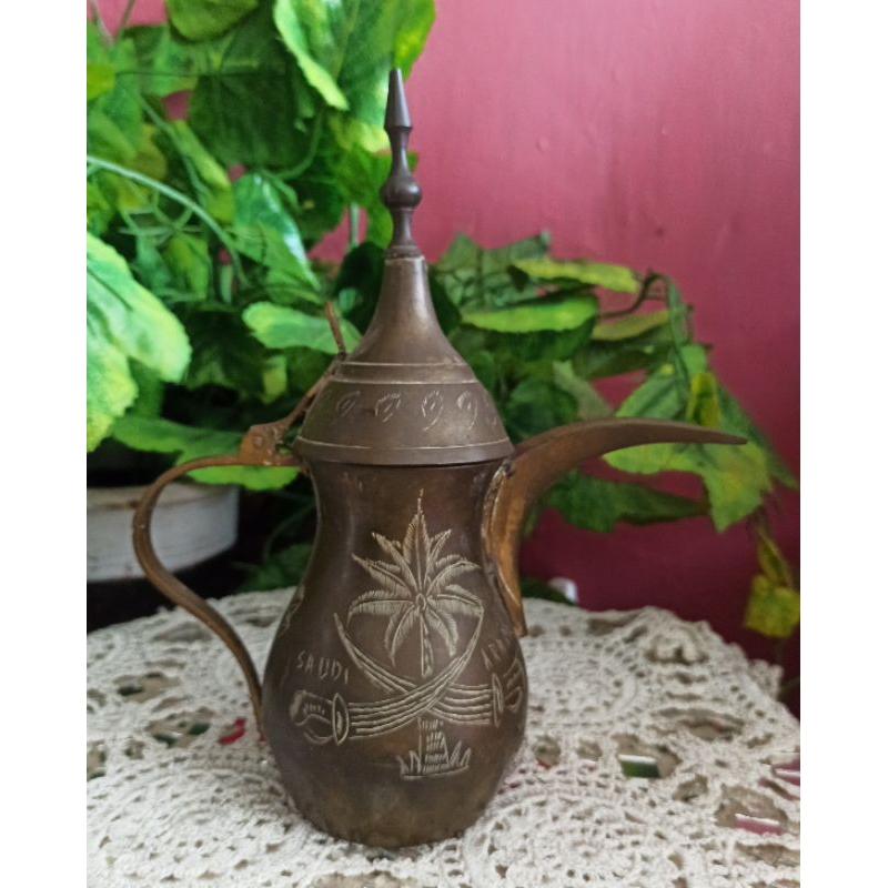 Teko Antik kuno Langka ukiran  kuningan tua tebal&berat T:23cm