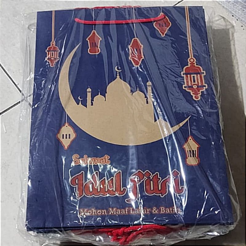 

Paperbag Lebaran Idul Fitri Medium karton doff