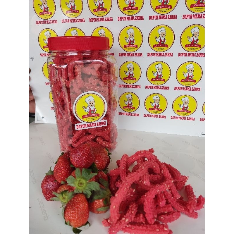 akar kelapa strawberry / rasa manis gurih dan renyah / perisa pasta strawberry/ cemilan viral kekinian