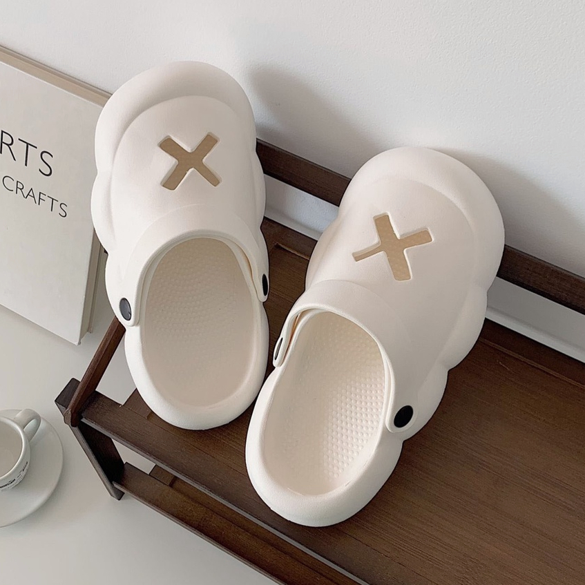 KOMIN Sandal Wanita Korea EVA Sendal Couple Selop Karet Casual Sendal Slop Santai Empuk Kekinian Sandal Cewek Distro Terbaru Slip Flip Flop SIZE 36-41