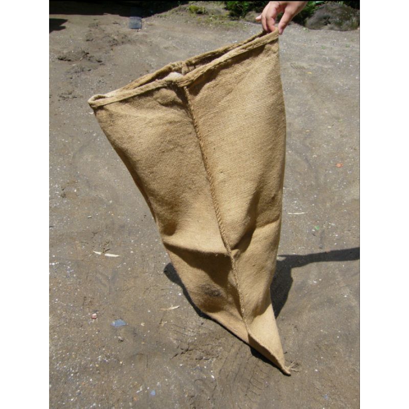 Karung Goni bukan karung plastik