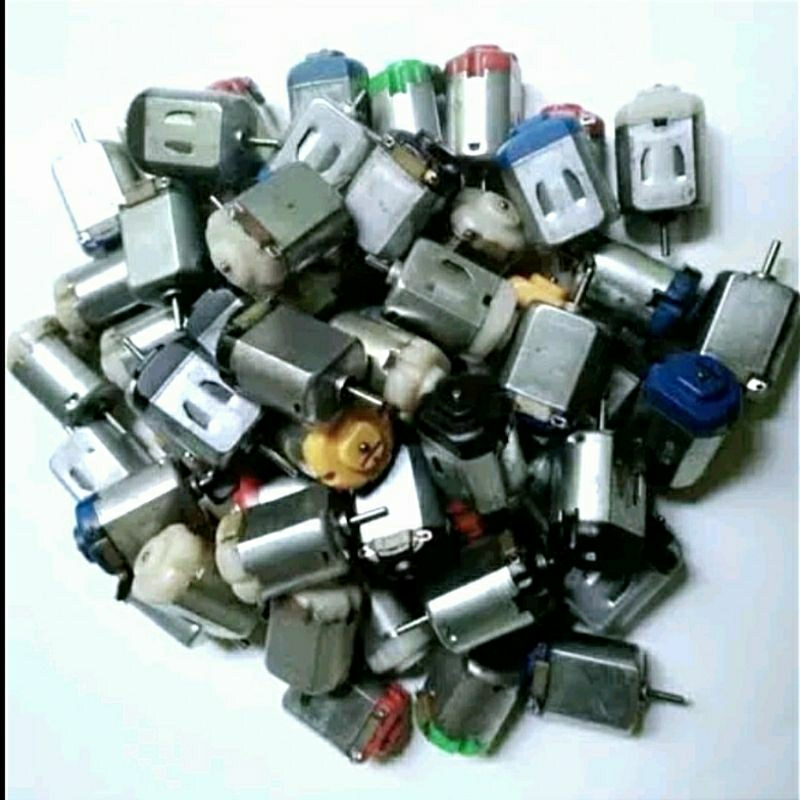 Perkg isi 60pcs Dinamo Tamiya, dinamo mobil mainan, bekas normal