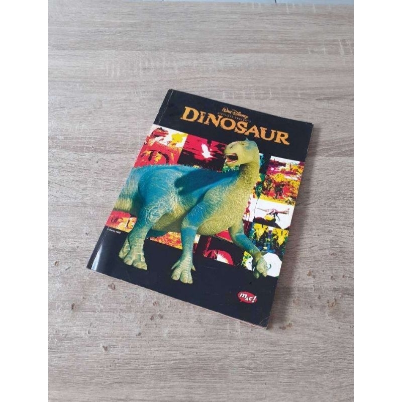 Buku pembuatan film animasi Dinosaur