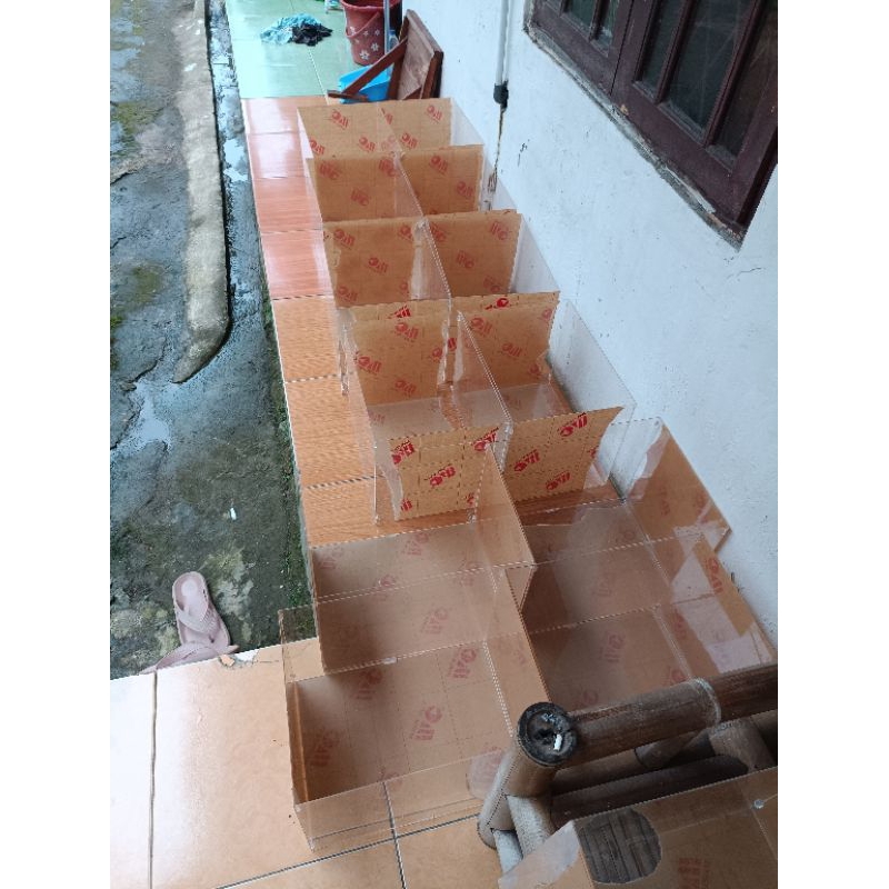 Kotak Akrilik Custom