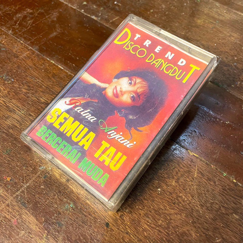 kaset pita ratna anjani trend disco dangdut