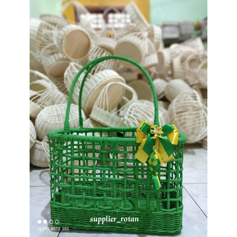 keranjang rotan/tas rotan /hampers lebaran /keranjang piknik