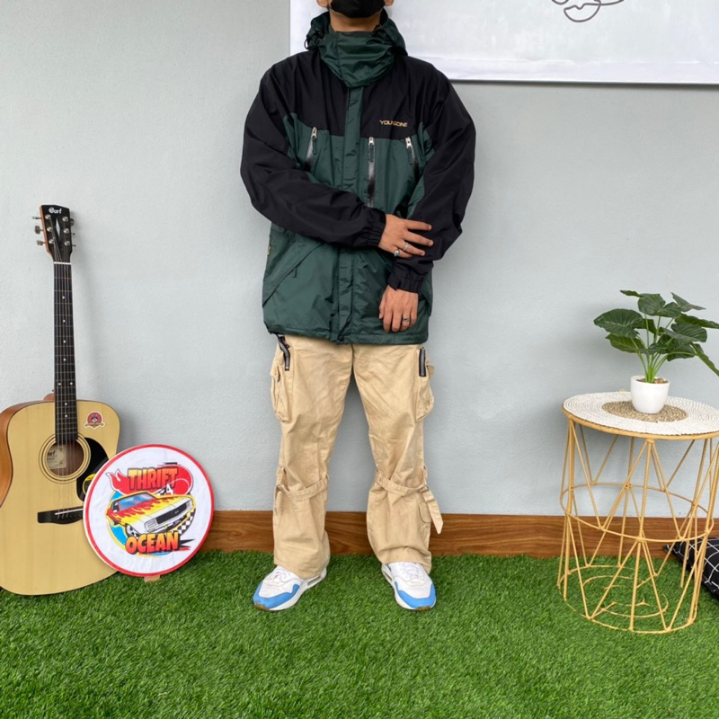 Jaket Outdoor Gorpcore Youngone Goretex