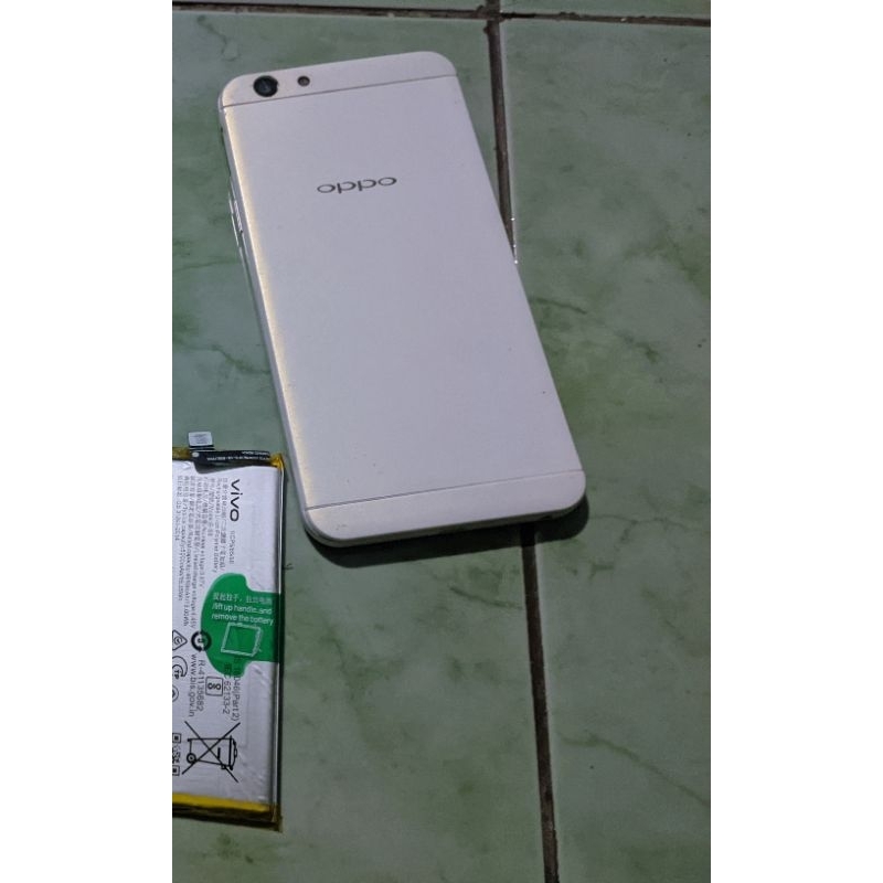 Oppo F1S minus LCD ram 3/32