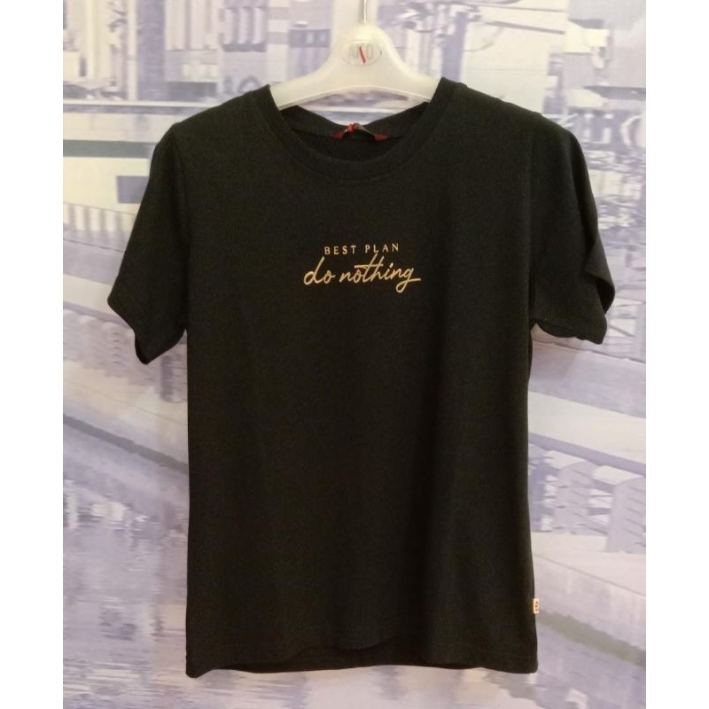 kaos wanita warna hitam Ako jeans original new arrival