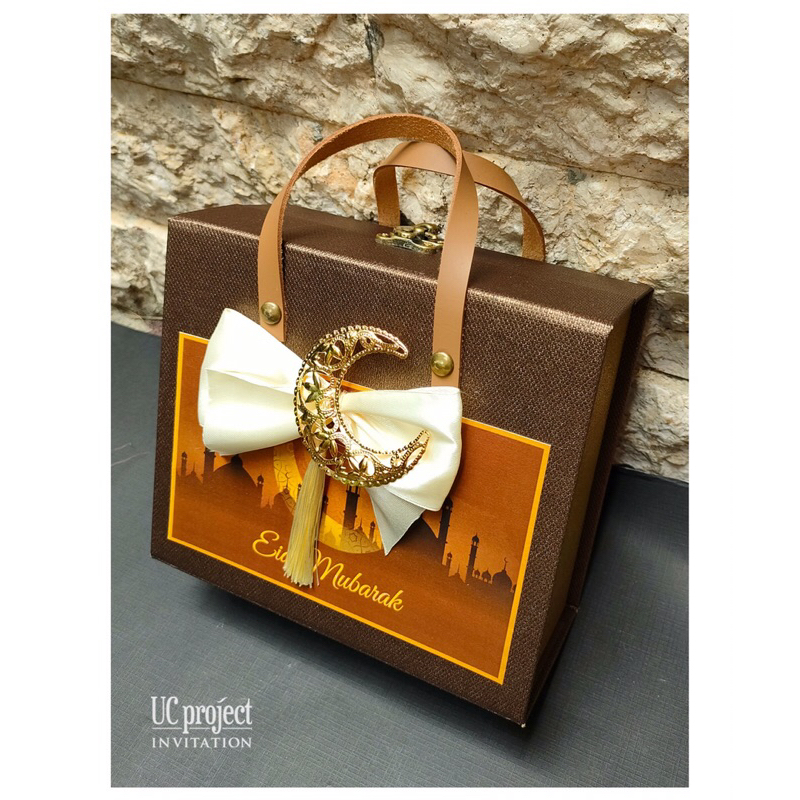 

Kotak Hardbox Idul Fitri Lebaran / Hamper box 17,5x15,5x10cm