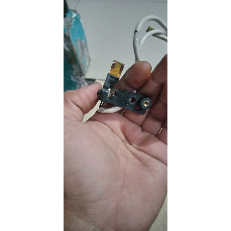 sub thermistor Ir 6570