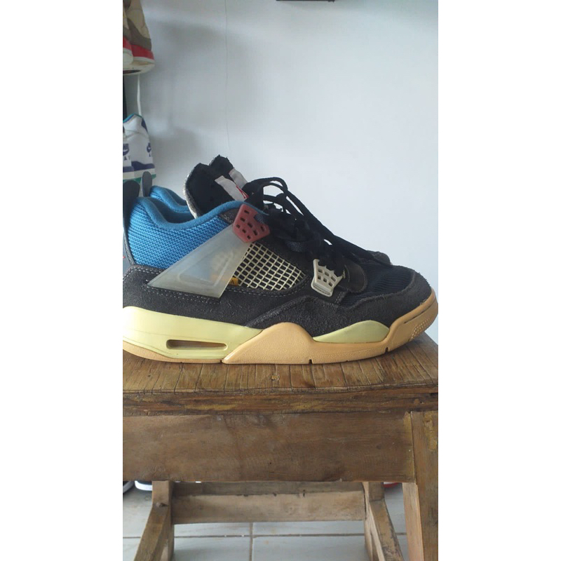 jordan retro 4 second