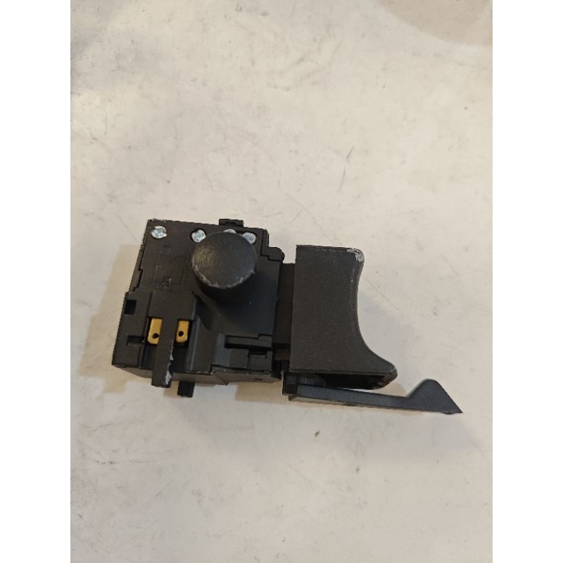saklar switch bor maktec  mt811
