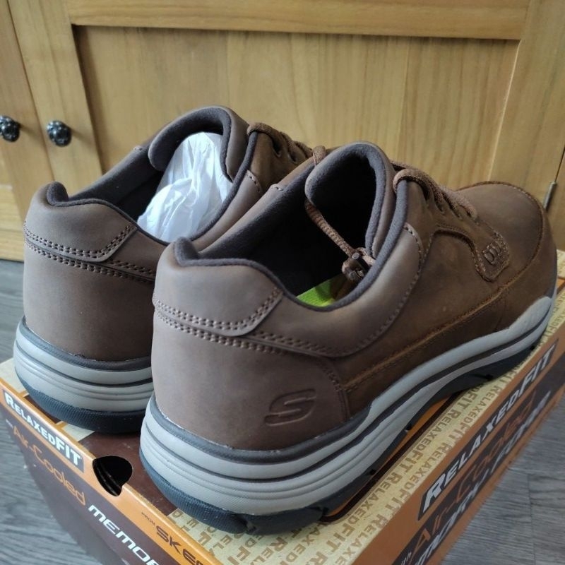 Sepatu Skechers Raymer 204367