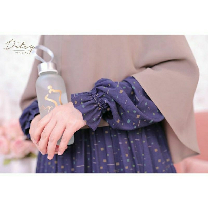 DITSY FEBRUARI SHAPE NAVY L